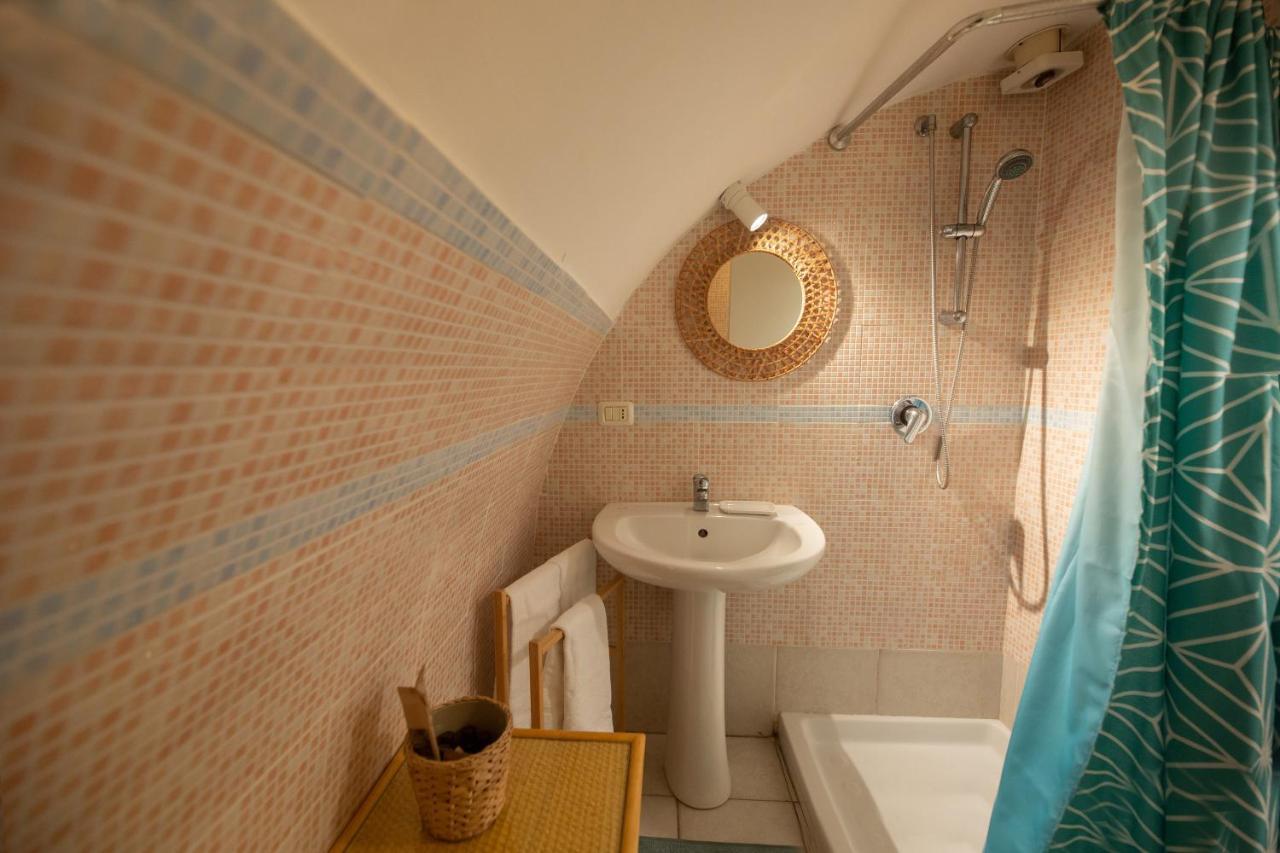 Casa Marisa Apartment โมโนโปลี ภายนอก รูปภาพ