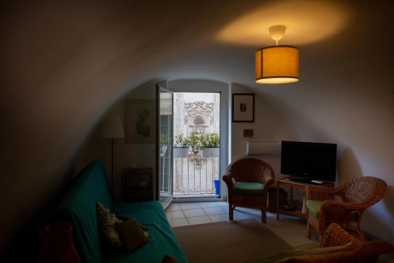 Casa Marisa Apartment โมโนโปลี ภายนอก รูปภาพ